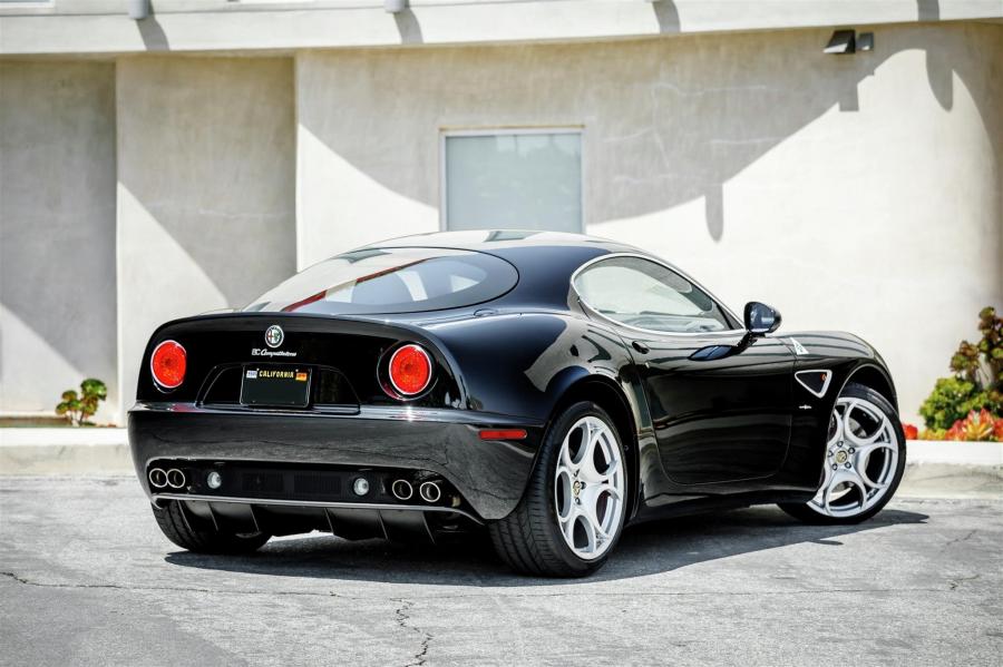  Alfa Romeo 8C Competizione 2008 года  (фото 15 из 143)